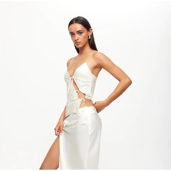 Lioness- MARIAH CAMI | CORNSILK C9 - Picture 4 of 8